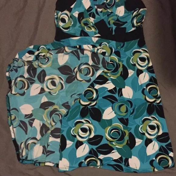 Women’s Large floral sleeveless East 5th dress - Picture 2 of 5